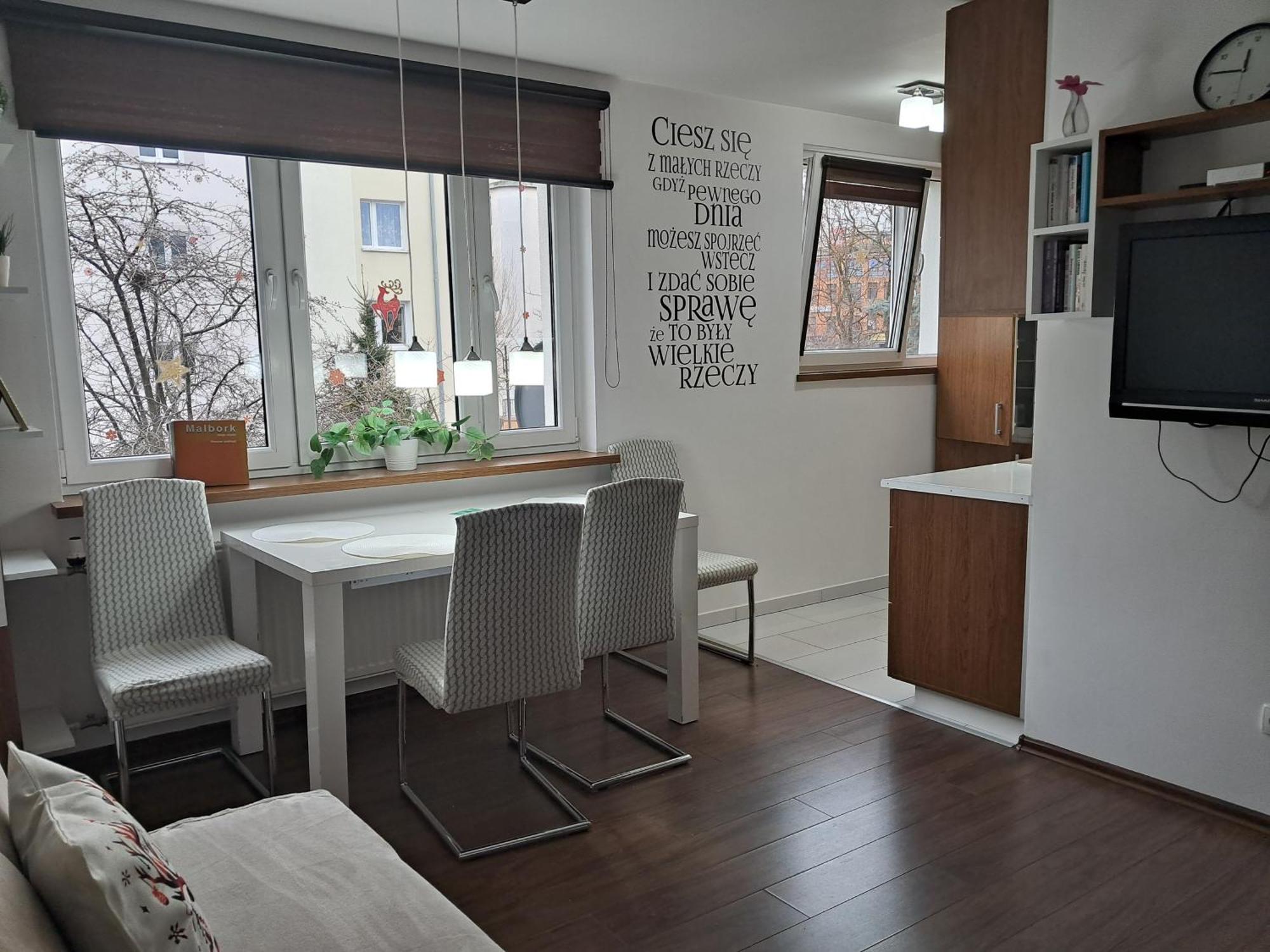 Apartament Tuz Za Rogiem Zamku Μάλμπορκ Εξωτερικό φωτογραφία